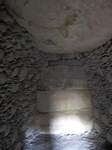 20090429伊勢塚古墳内部1s-.jpg