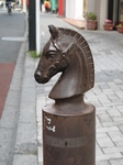 20110205馬のボラードs-.jpg