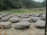 20120509永福寺礎石s-.jpg